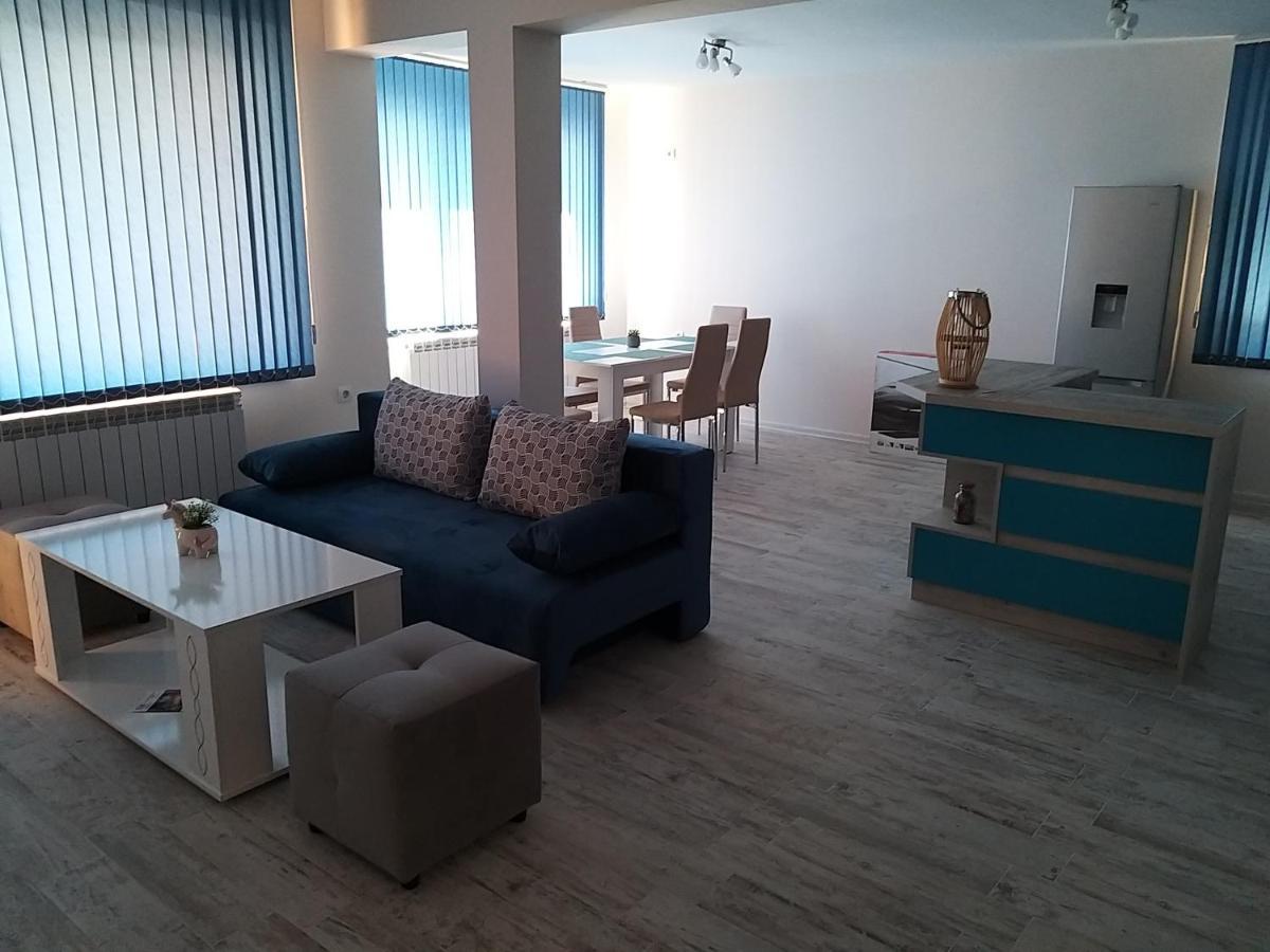 Апартамент Трапезица Скай Veliko Tarnovo Extérieur photo