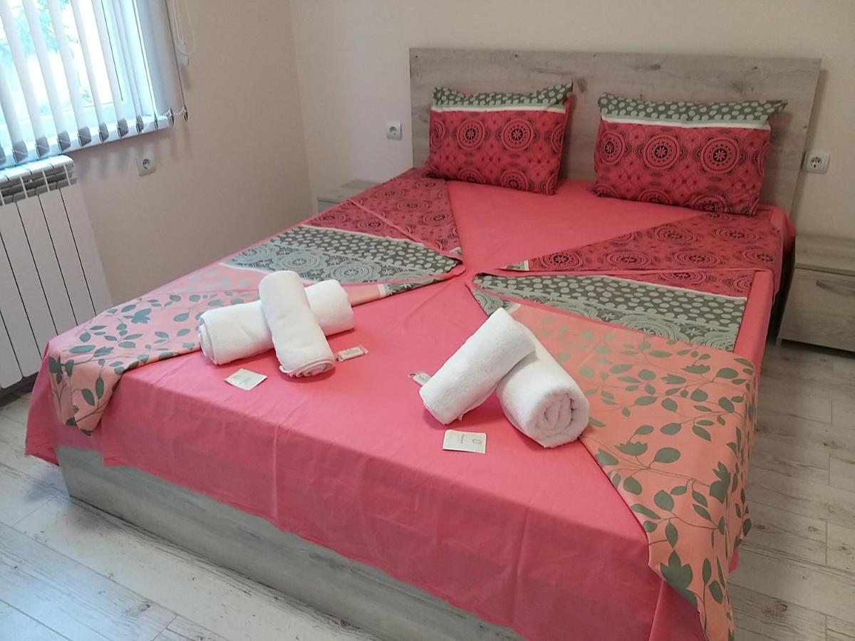Апартамент Трапезица Скай Veliko Tarnovo Extérieur photo