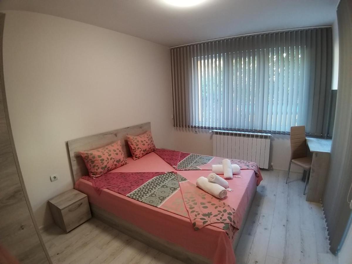 Апартамент Трапезица Скай Veliko Tarnovo Extérieur photo