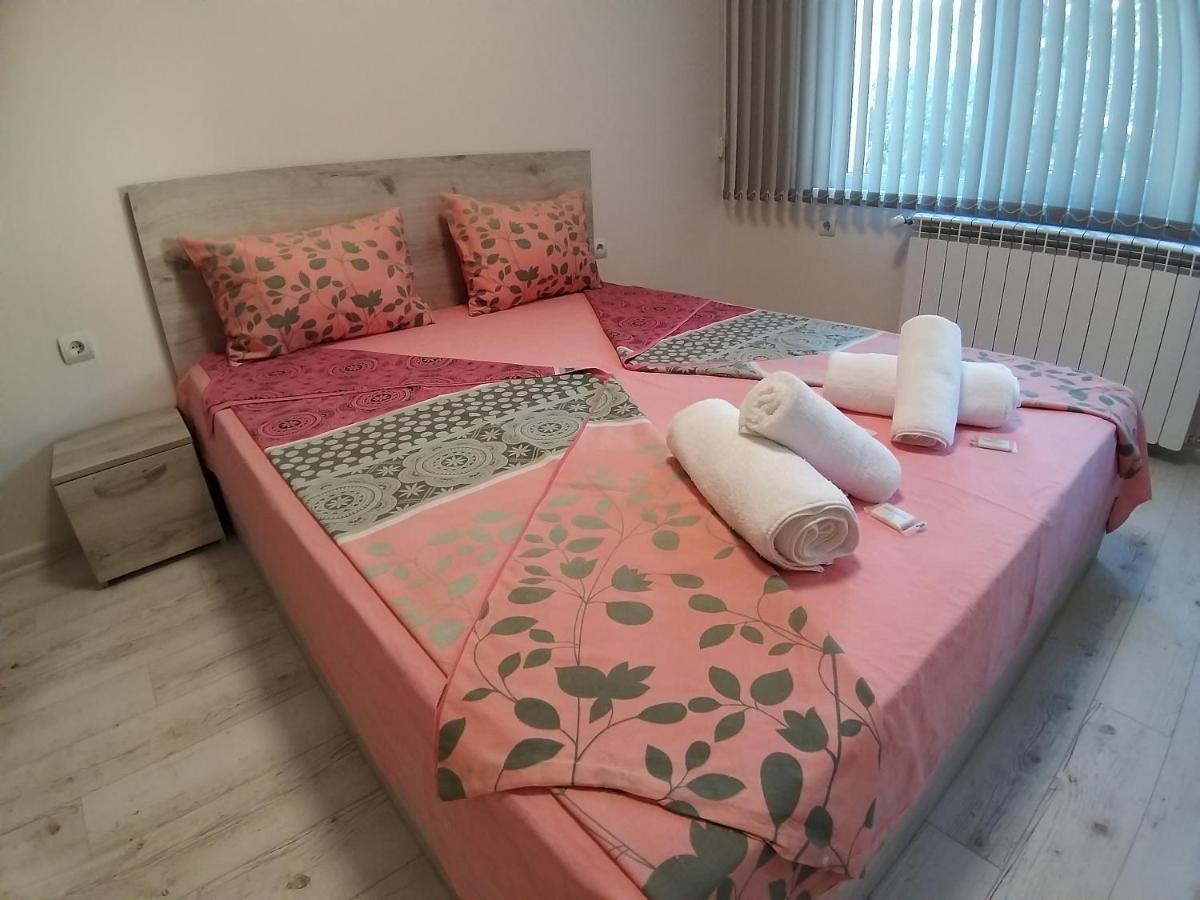 Апартамент Трапезица Скай Veliko Tarnovo Extérieur photo